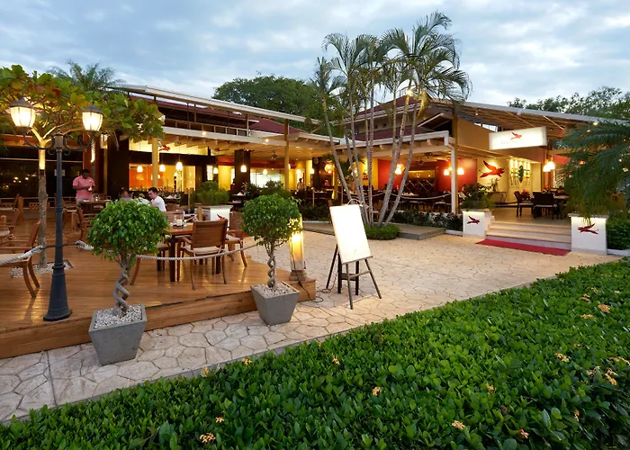 Hotel Tamarindo Diria Beach Resort